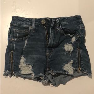 AMERICAN EAGLE High-Rise “only you” shorts, 00